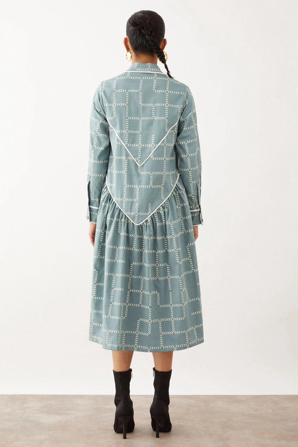 SNOB Nessa Chevron Printed Tiered Dress 4 SNOB Nessa Chevron Printed Tiered Dress - Image 4