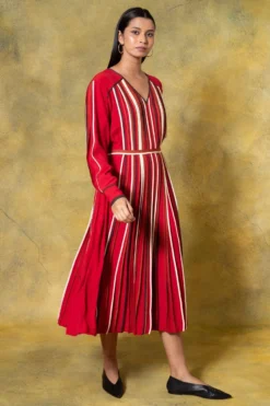 Bodice Red Deep Neck Hand Bound Pleated Dress -Inca Clothing Shop 11423bo1 3