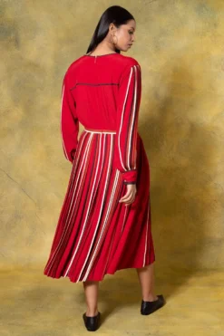 Bodice Red Deep Neck Hand Bound Pleated Dress -Inca Clothing Shop 11423bo1 5