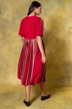 Bodice Red V-neck Hand Bound Pleated Dress -Inca Clothing Shop 11423bo5 4