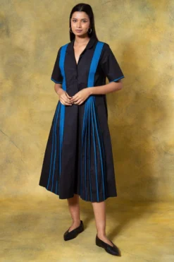 Bodice Blue V-neck Hand Bound Pleated Dress