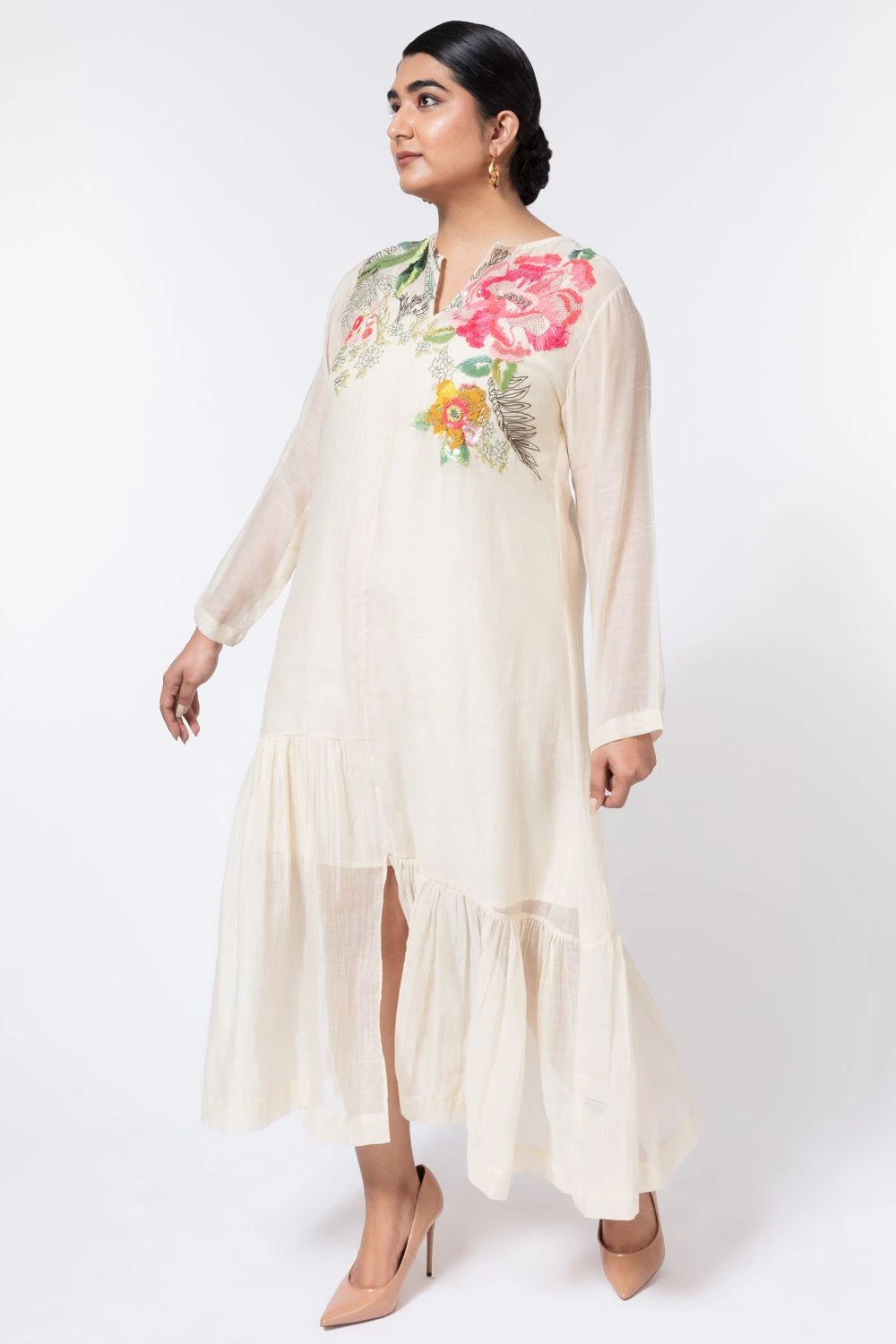 Half Full Curve Ivory Floral Embroidered Flapper Dress 2 Half Full Curve Ivory Floral Embroidered Flapper Dress - Image 2