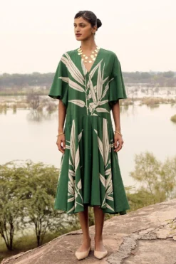 Khara Kapas Thornbill Dress