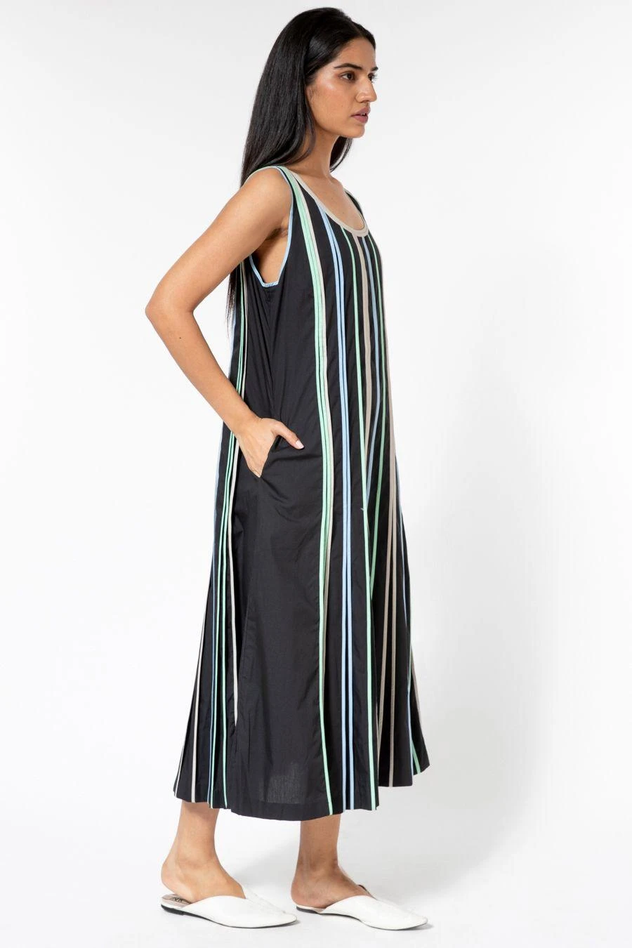 Bodice Black Scoop Neck Panelled Dress 2 Bodice Black Scoop Neck Panelled Dress - Image 2