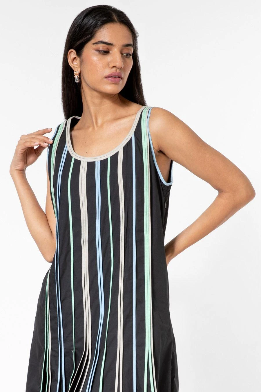 Bodice Black Scoop Neck Panelled Dress 4 Bodice Black Scoop Neck Panelled Dress - Image 4