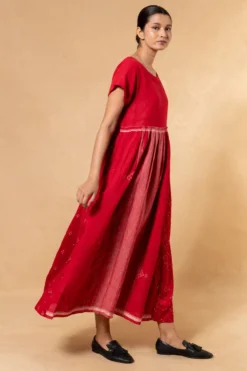 Injiri Red Handcrafted Kala Cotton Dress -Inca Clothing Shop 24323ijr2 3