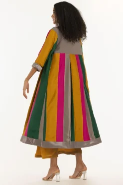 Three Greige Reversible Jacket With A Dress 8 Three Greige Reversible Jacket With A Dress -Inca Clothing Shop 2710thr7 4