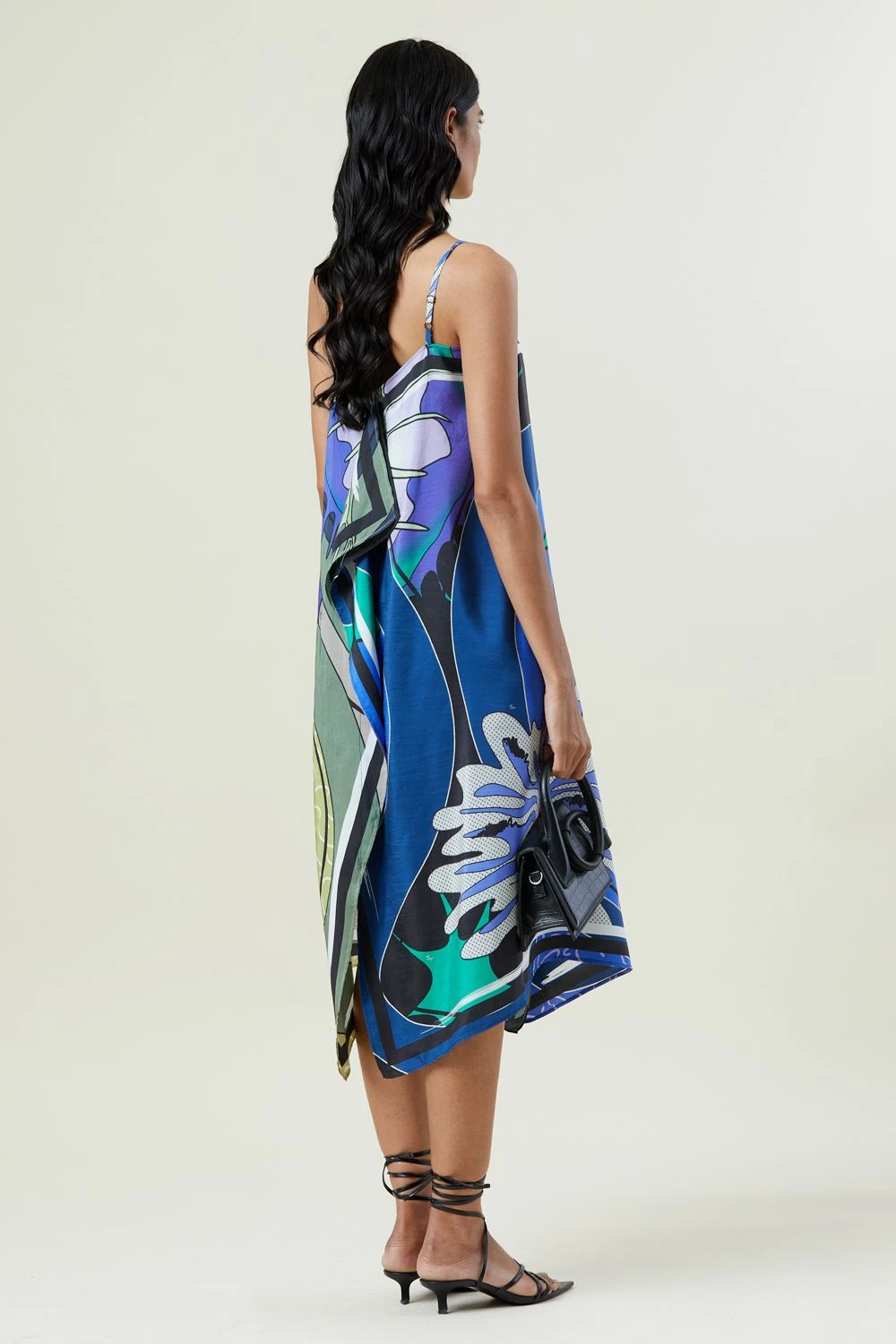 Kanika Goyal Label Two-toned Engineered Print Dress 4 Kanika Goyal Label Two-toned Engineered Print Dress - Image 4