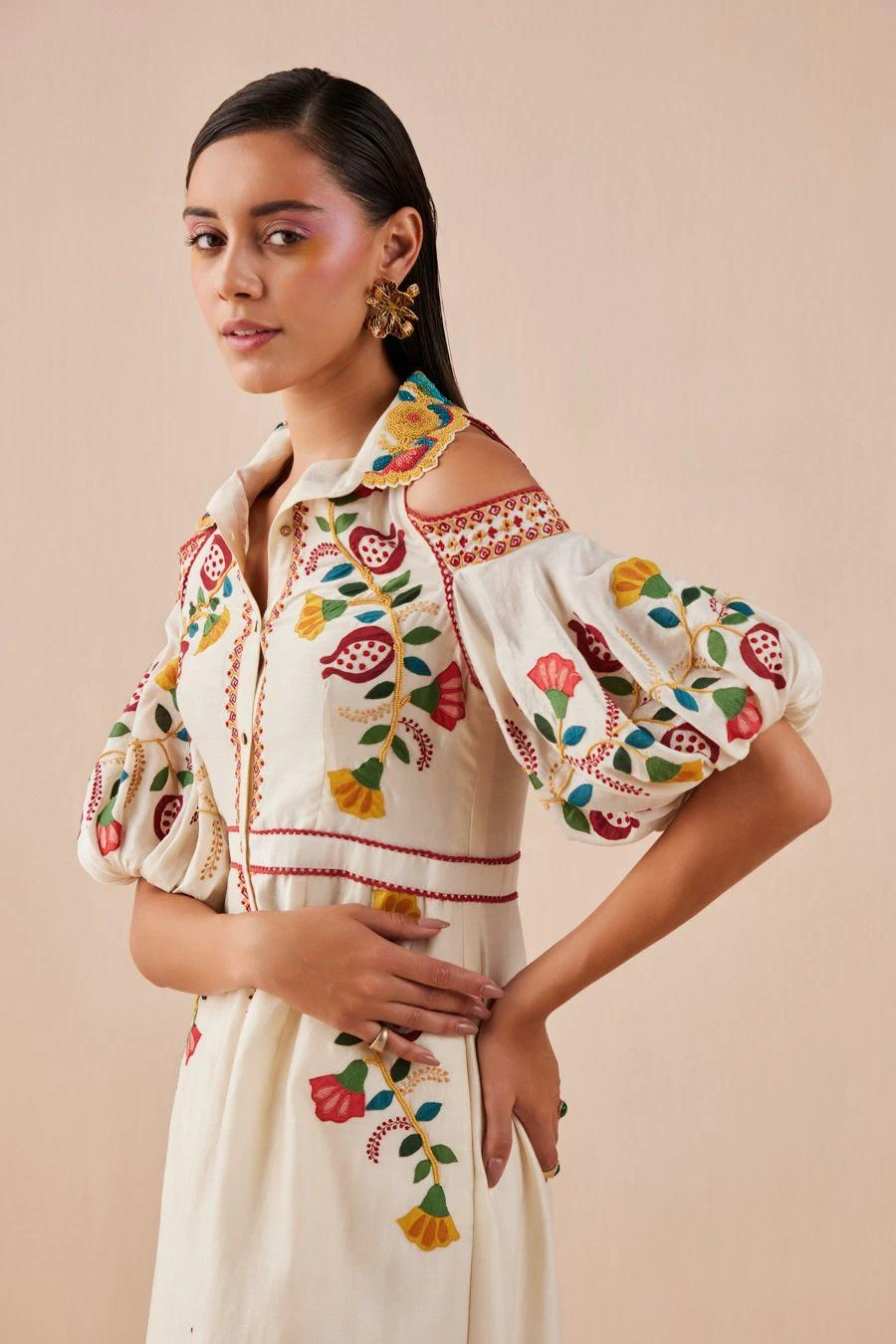 Chandrima Ivory Applique Cold Shoulder Midi Dress 3 Chandrima Ivory Applique Cold Shoulder Midi Dress - Image 3