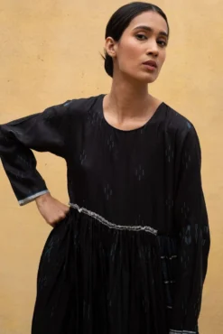 Injiri Black Geometric Ikat Embroidered Dress -Inca Clothing Shop 2812inj4 4 1