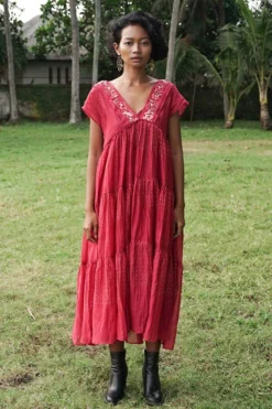 Baju Red Bry Floral Embellished Dress