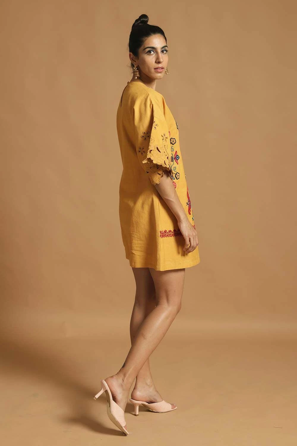 Chandrima Embroiderd Dress With Flared Sleeves 4 Chandrima Embroiderd Dress With Flared Sleeves - Image 4