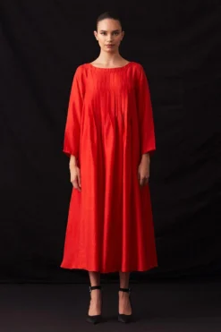 Amrich Fio Scarlet Red Hand-Woven Silk Pleated Dress