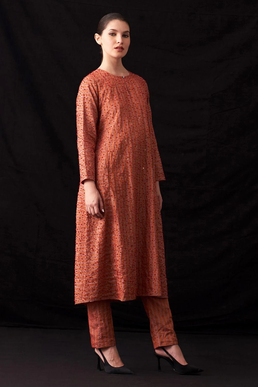 Amrich Zuri Pastel Red Hand-Woven Metallic Stripe Dress 2 Amrich Zuri Pastel Red Hand-Woven Metallic Stripe Dress - Image 2