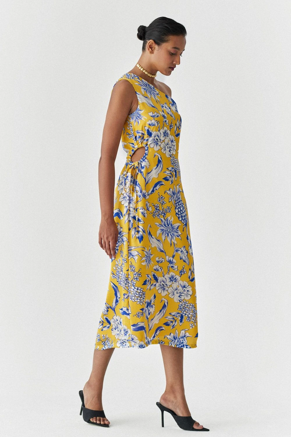 Studio RIGU Yellow Pineapple Printed One Shoulder Dress 2 Studio RIGU Yellow Pineapple Printed One Shoulder Dress - Image 2