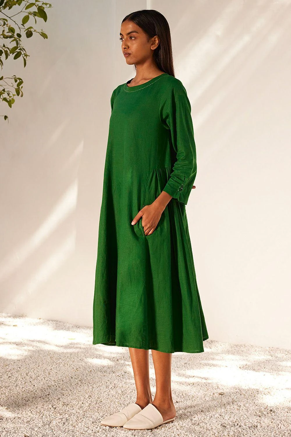 Khara Kapas Forest Green Midi Dress 2 Khara Kapas Forest Green Midi Dress - Image 2