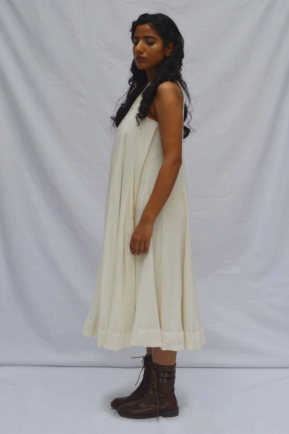 Ahmev Side Placket Crinkled Dress 2 Ahmev Side Placket Crinkled Dress - Image 2