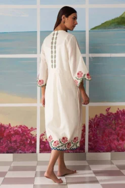 Ikai Ivory Dress With Floral Applique Details 7 Ikai Ivory Dress With Floral Applique Details -Inca Clothing Shop csd3124i 4