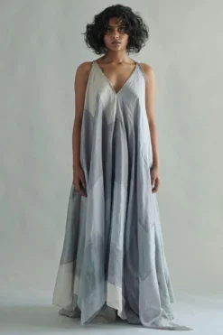 SWGT Colour-blocked V-neck Silk Chanderi Dress